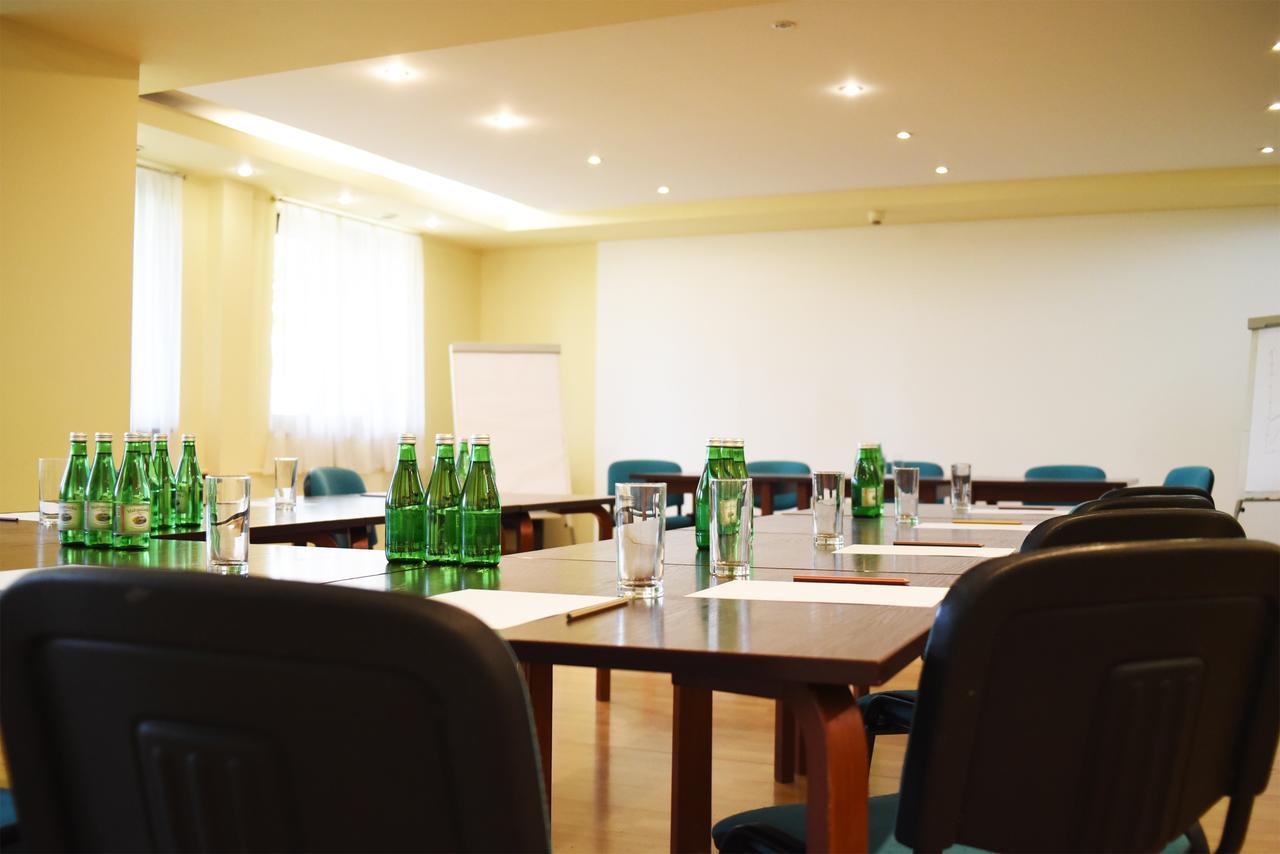 Parkhotel Economic Wielka Wies  Экстерьер фото