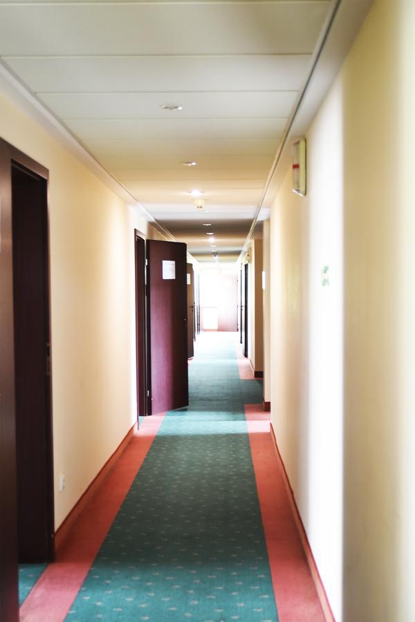 Parkhotel Economic Wielka Wies  Экстерьер фото