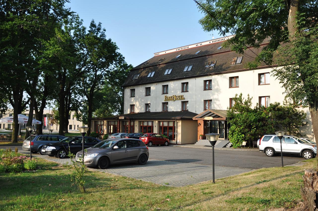 Parkhotel Economic Wielka Wies  Экстерьер фото